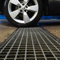Gitterroste für Fahrzeugverkehr